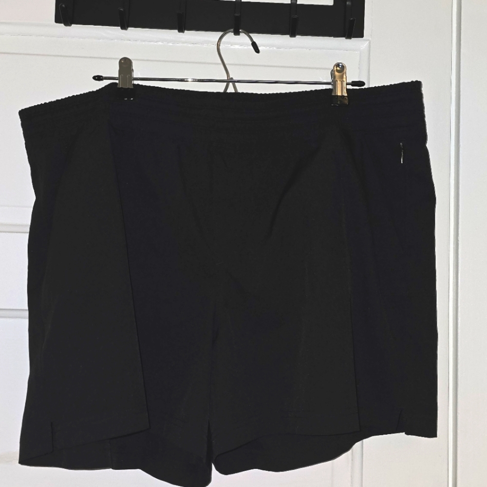 Black Old Navy Active Athletic Shorts With Pockets, No Lining